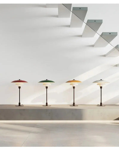Lampe Design Danemark – Élégance et Fonctionnalité pour Salon et Chambre Luminaire Paris