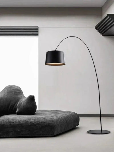 Lampadaire LED Moderne en Arc – Design Nordique Élancé pour un Intérieur Minimaliste Luminaire Paris
