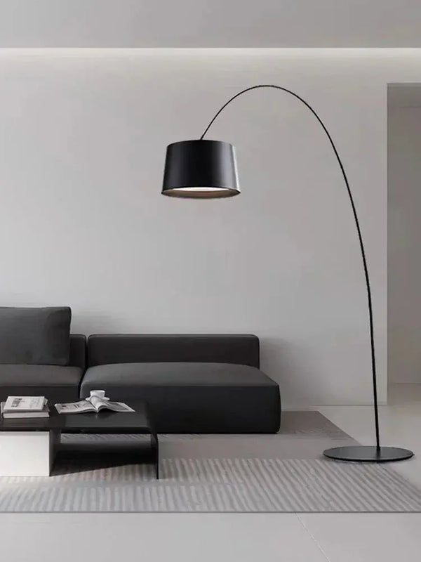 Lampadaire LED Moderne en Arc – Design Nordique Élancé pour un Intérieur Minimaliste Luminaire Paris