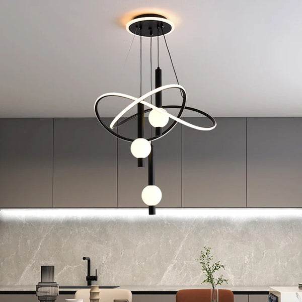 Lustre LED anneaux et sphères finition noire dans une cuisine moderne