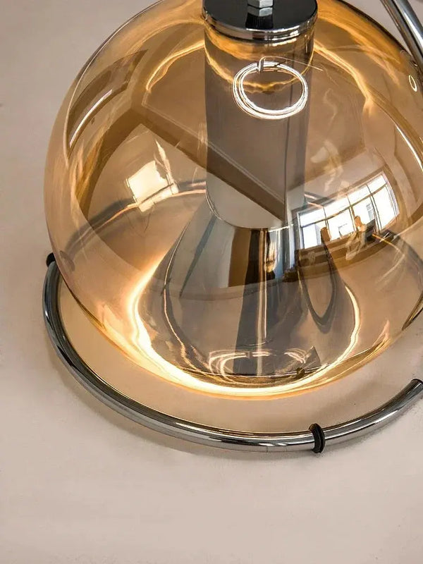 Suspension Élegante en Verre