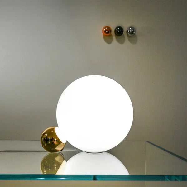 Lampe Élégante en Verre Blanc