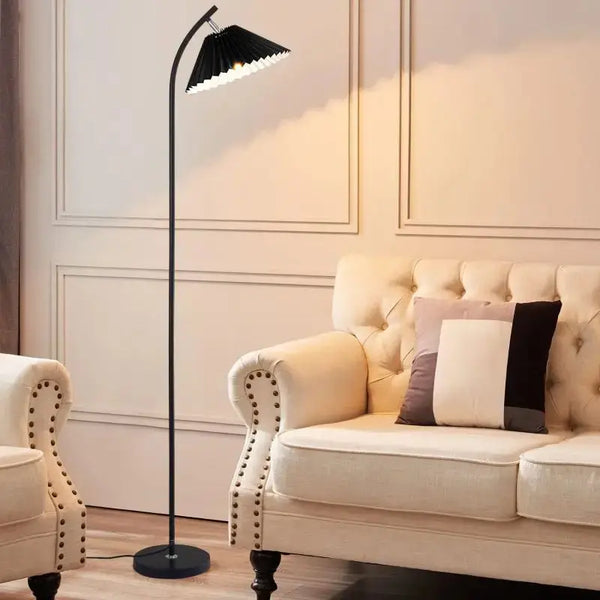 Lampadaire Élégant à Plis