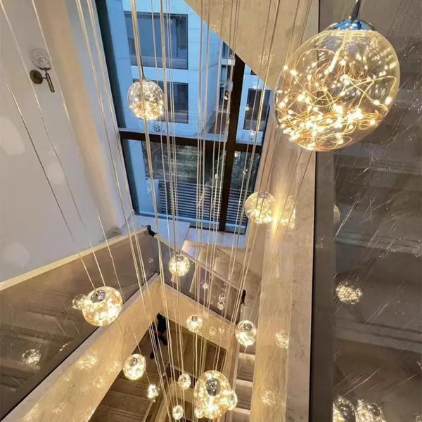 Lustre Escalier Ciel Étoilé – Éclat Suspendu pour Intérieurs Vertigineux Luminaire Paris